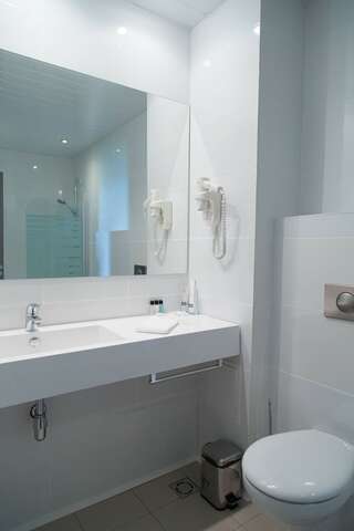 Гостиница Золотой Затон Астрахань Apartment, 2 Twin Beds-8